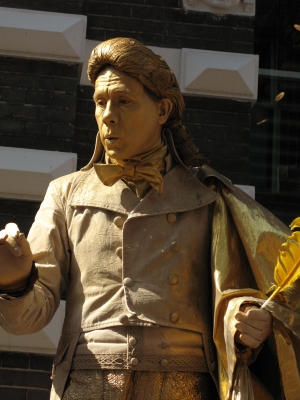 WorldStatues11.jpg