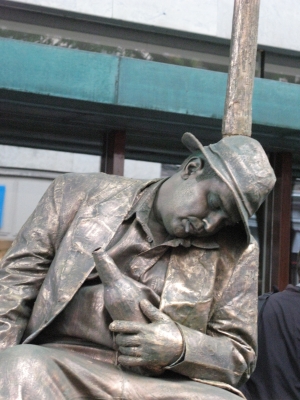 WorldStatues31.jpg