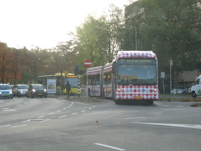 bus3.jpg