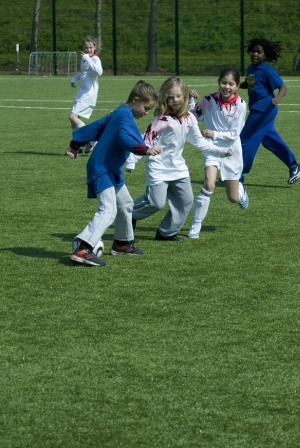 schoolvoetbal3.jpg